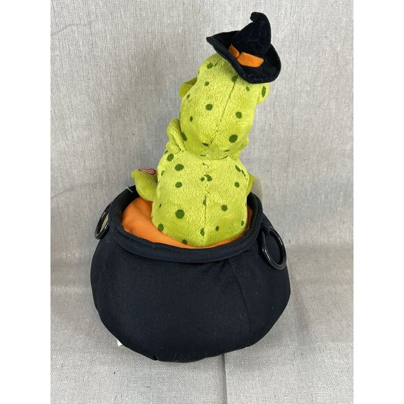 HALLMARK HALLOWEEN Tremblin' Toads  Animated Decor Sings NWT Tested Works - Picture 3 of 10